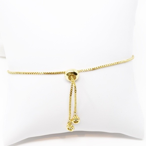 Adjustable Cross Bracelet - Picture 2 of 4